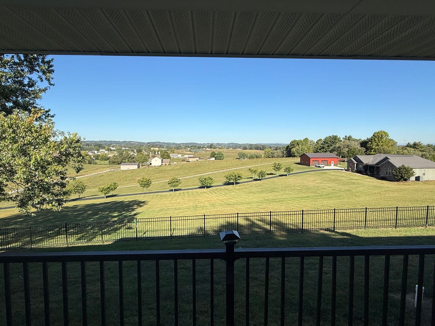 Gray House: 170 Burhl Chase Road