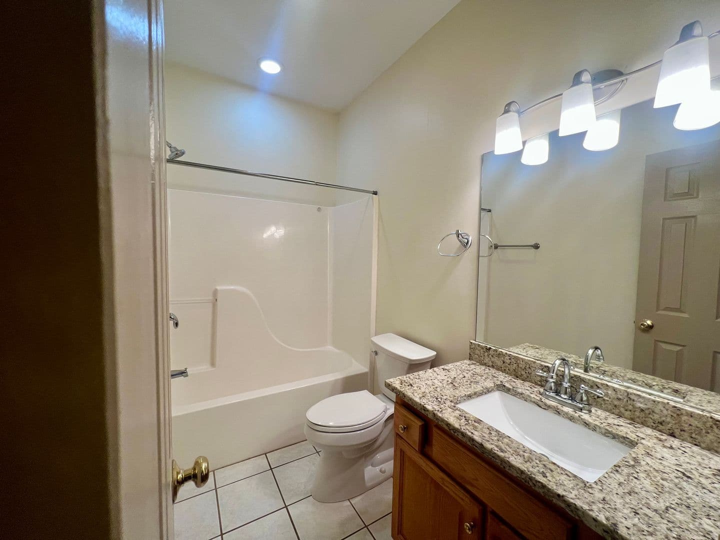 Johnson City House: 1212 Ridgewood Ct