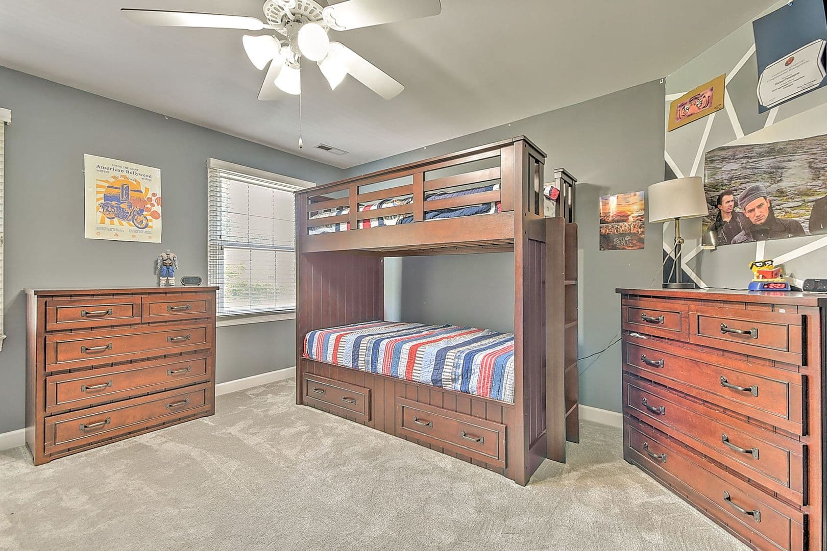 johnson city House: 9 wayland court