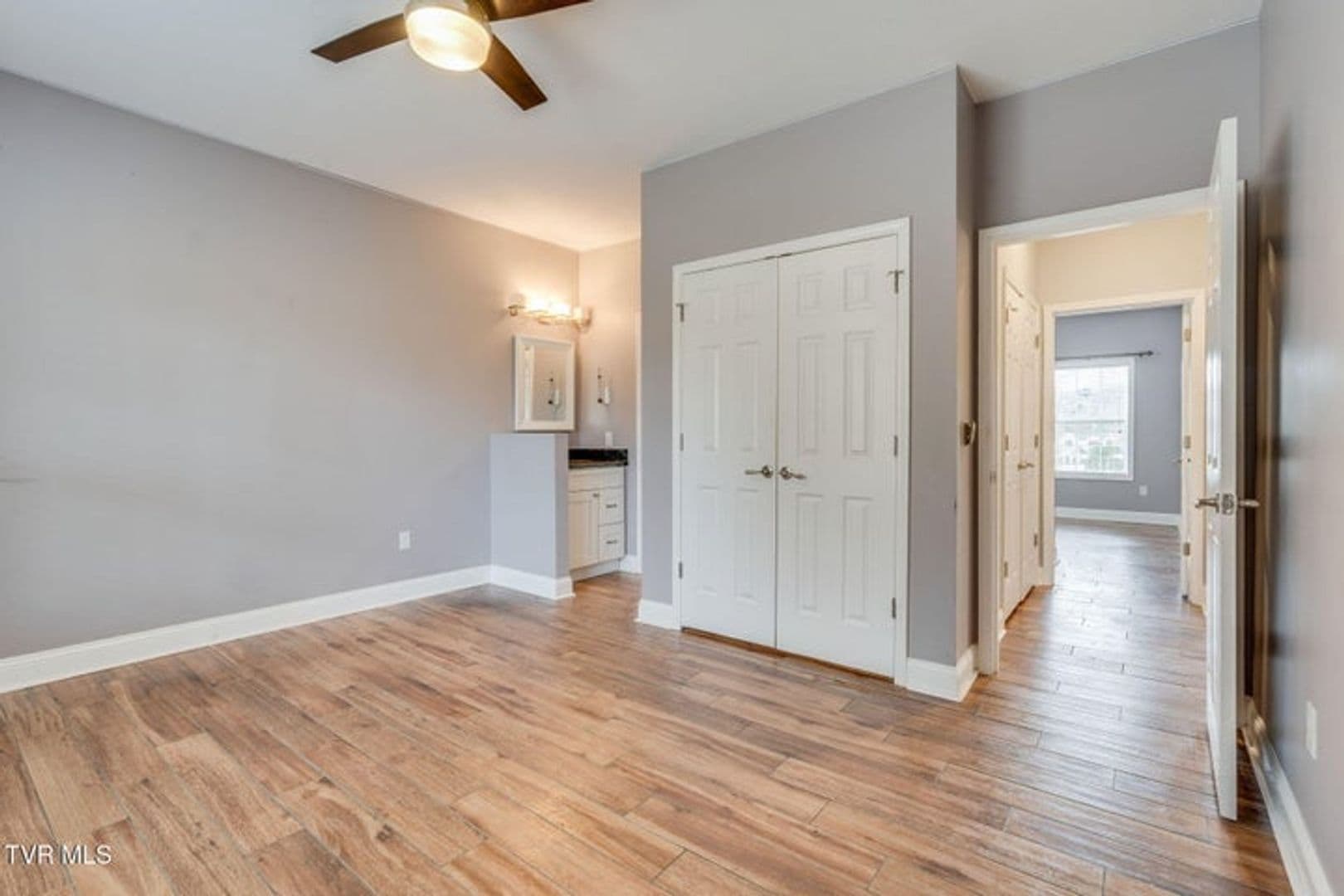 Elizabethton House: 721 Powder Branch Rd.