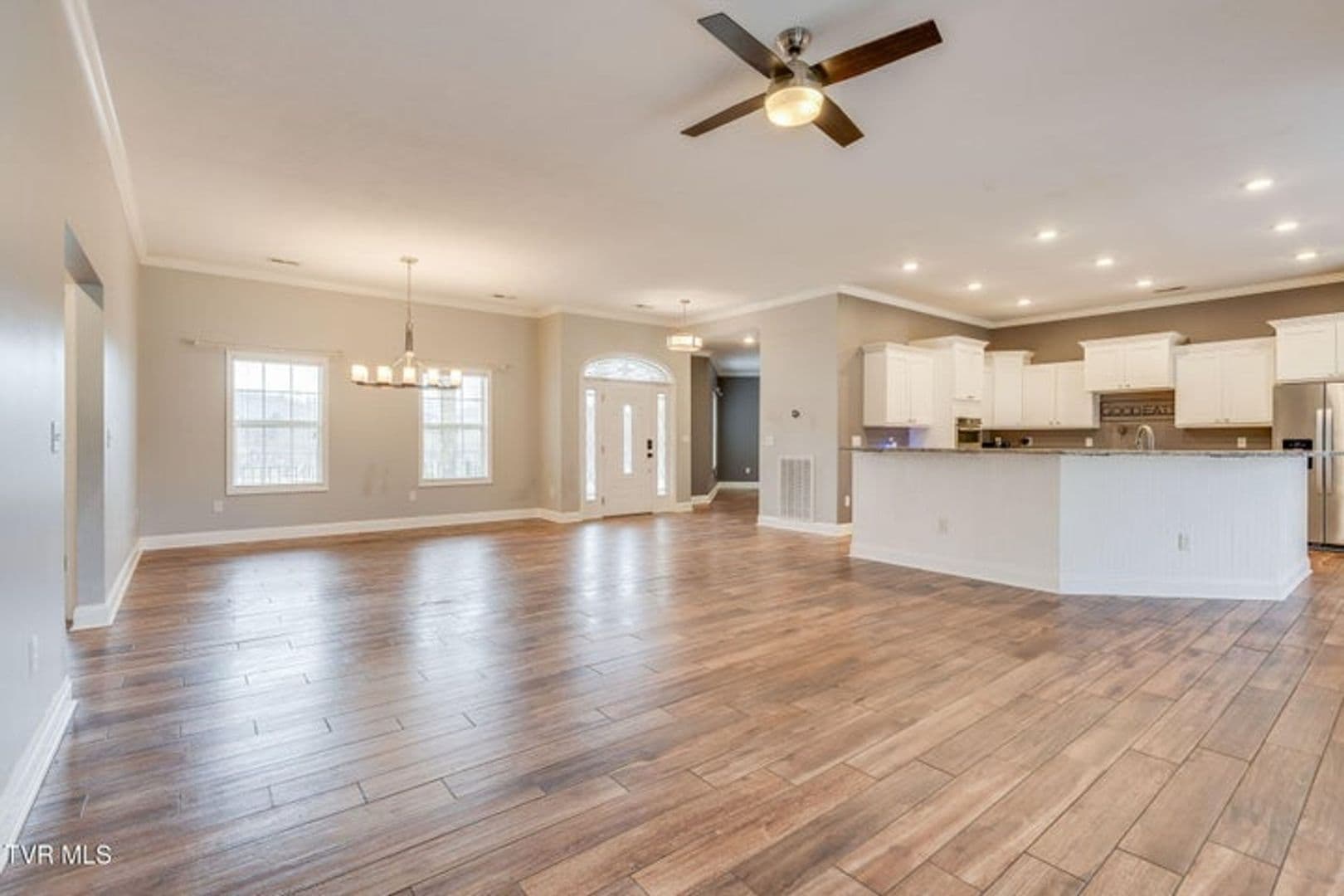 Elizabethton House: 721 Powder Branch Rd.