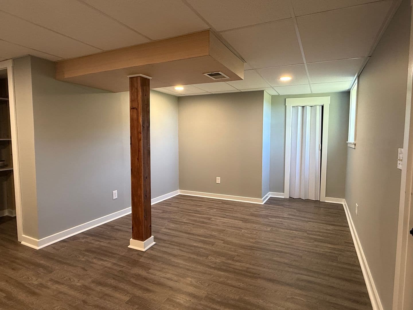 Gray House: 170 Burhl Chase Road