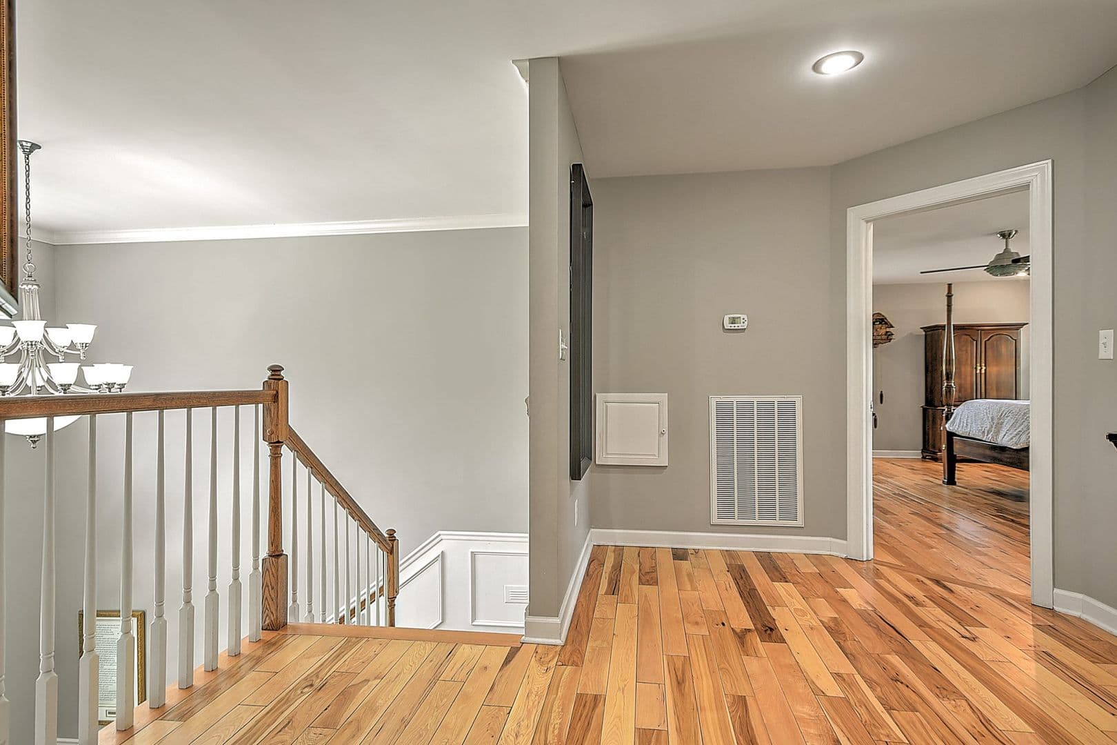 johnson city House: 9 wayland court