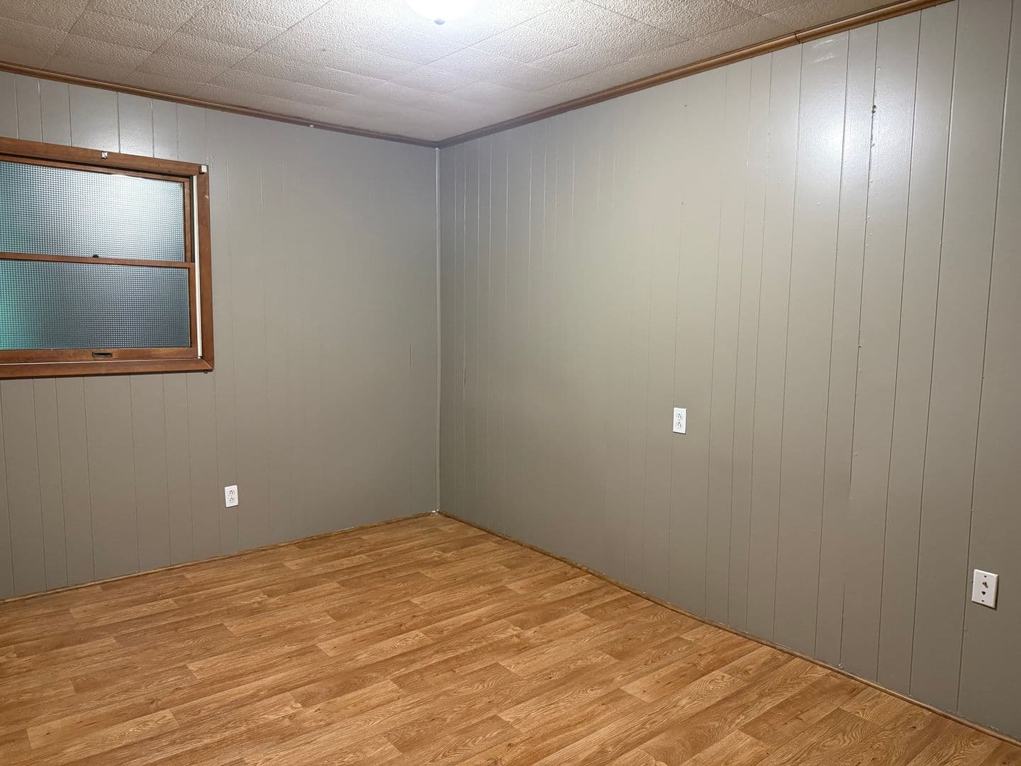 Johnson City Apartment: 2506 Elizabethton Highway