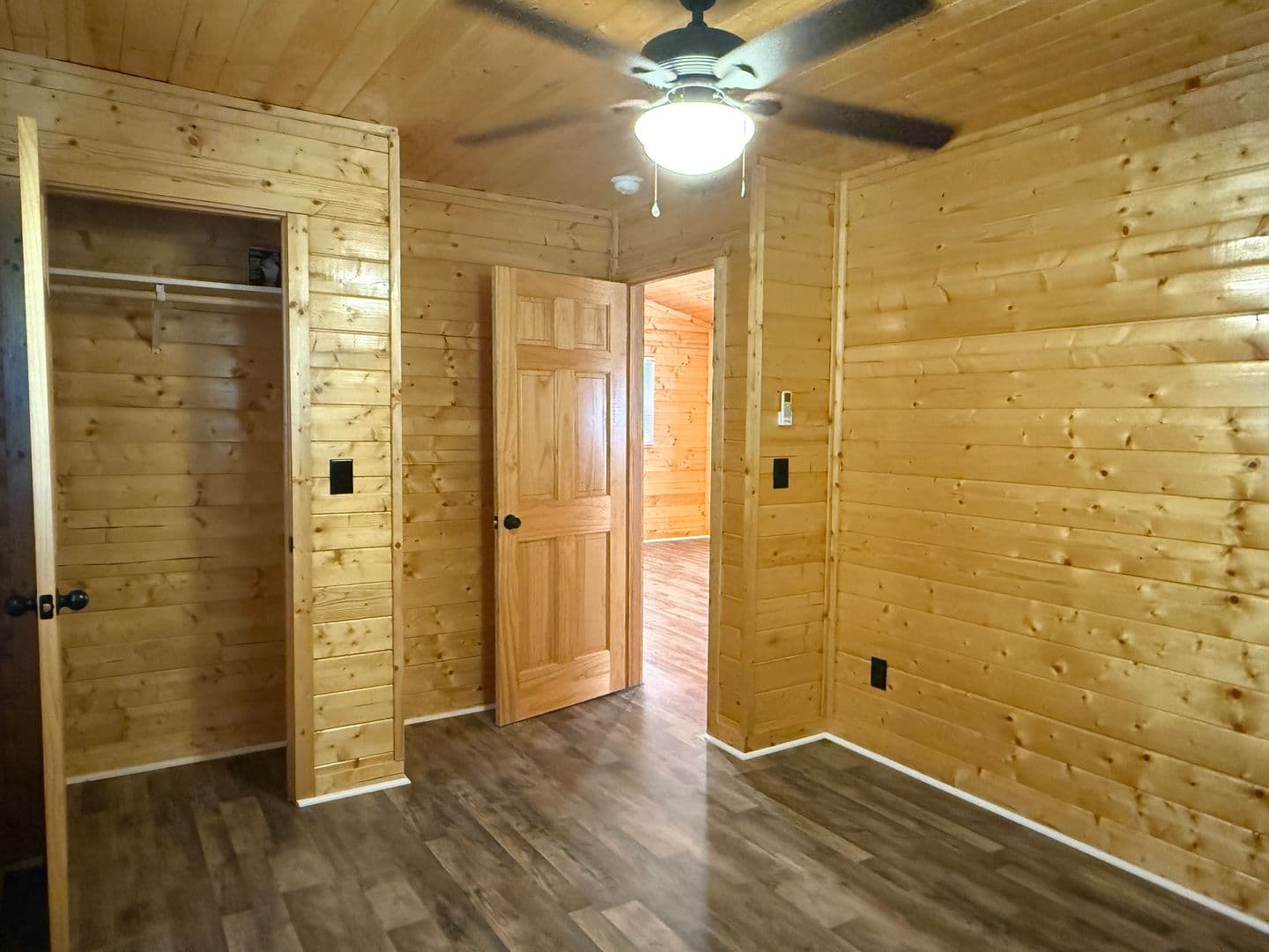 Erwin Apartment: Spar Mill Road