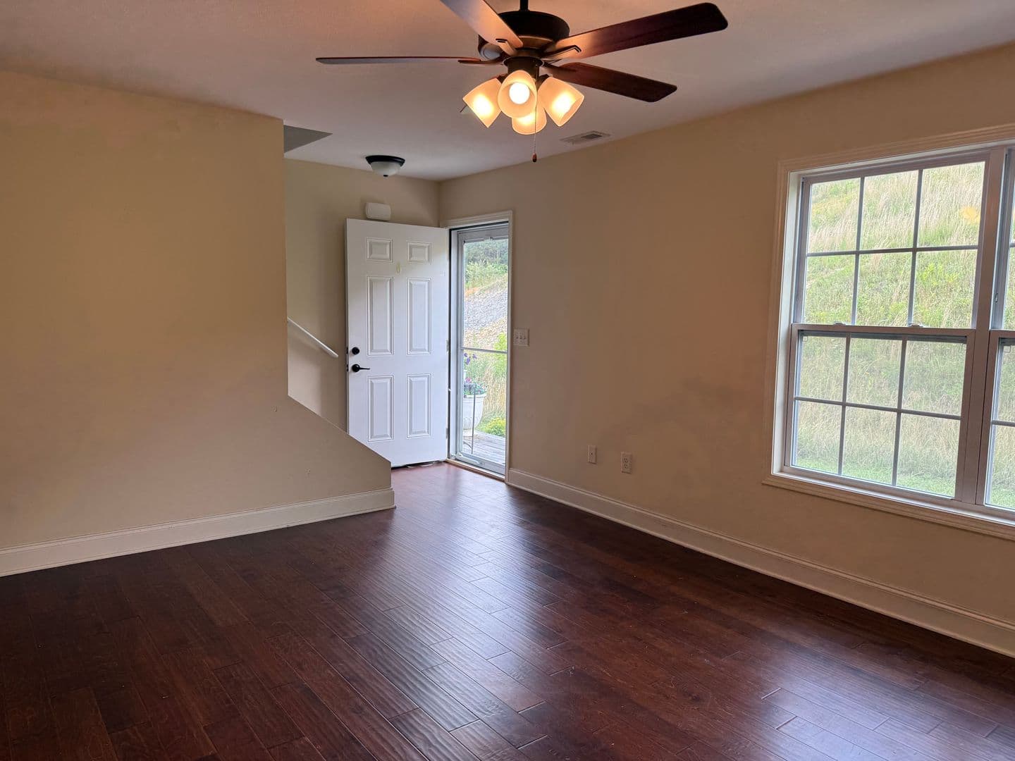 Johnson City Condo: 704 Grays Pointe Ct