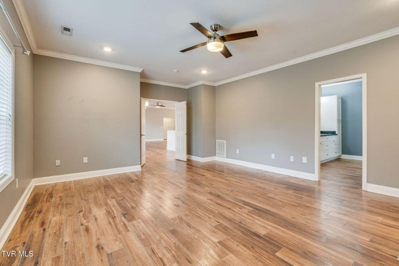 Elizabethton House: 721 Powder Branch Rd.