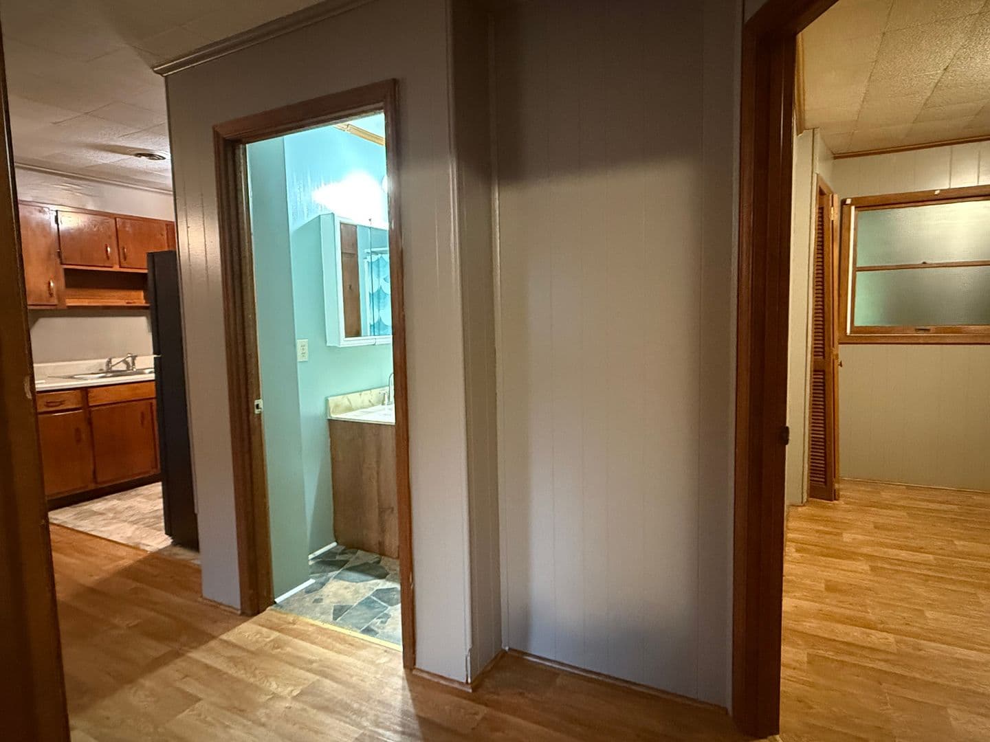 Johnson City Apartment: 2506 Elizabethton Highway