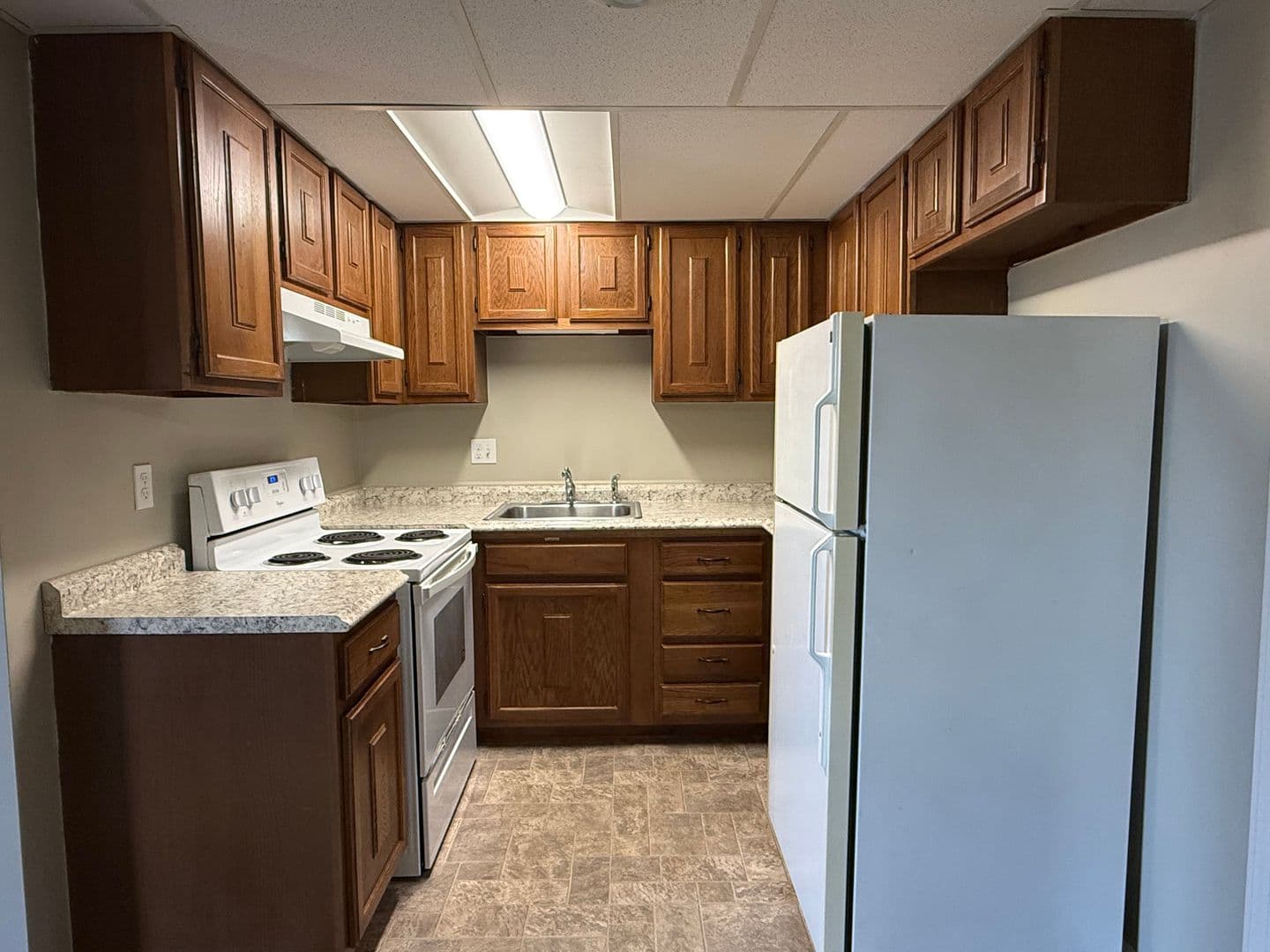 Church Hill Apartment: 116 Highland Ave