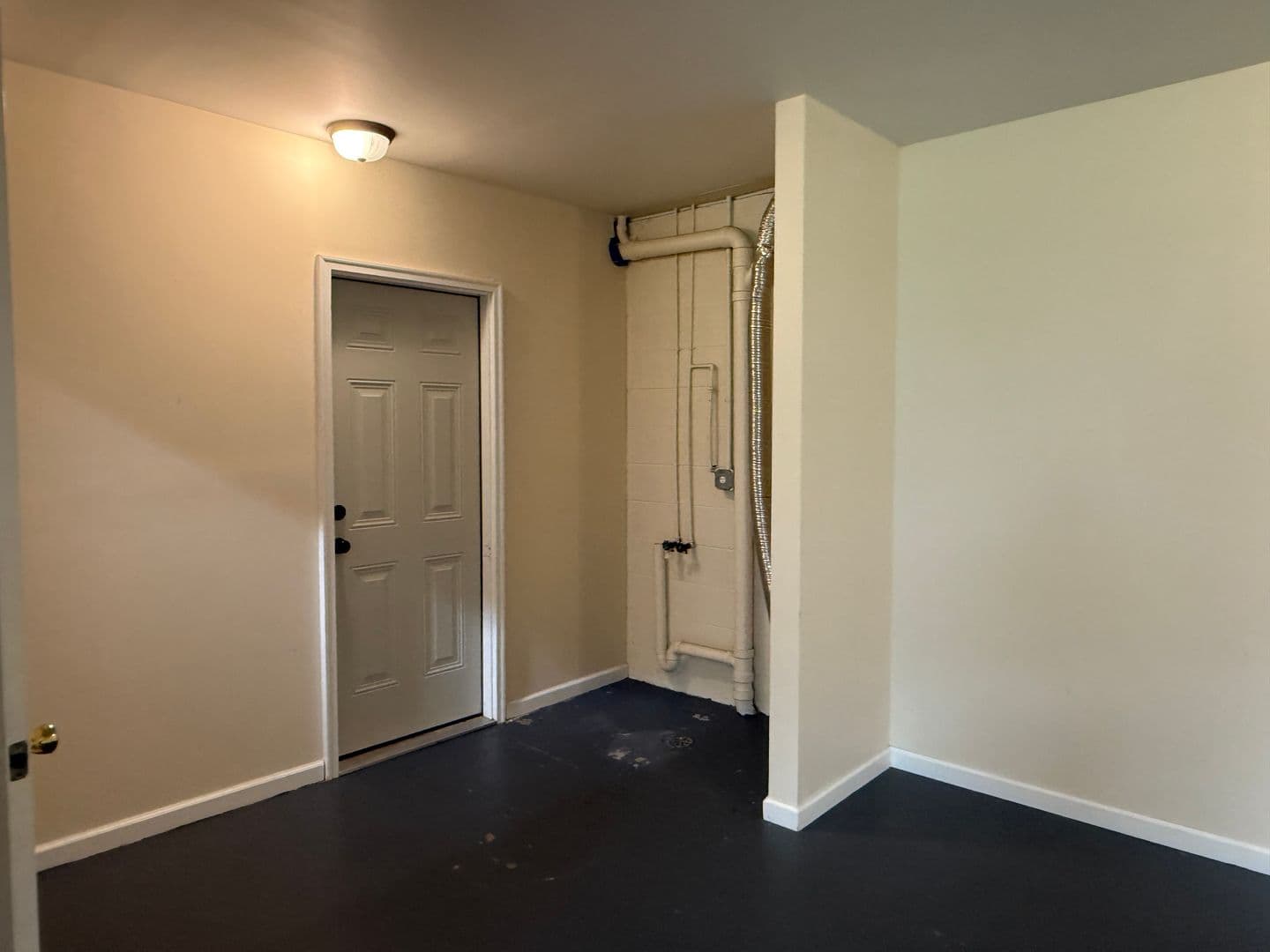 Jonesborough House: 129 Meadowlark Dr.