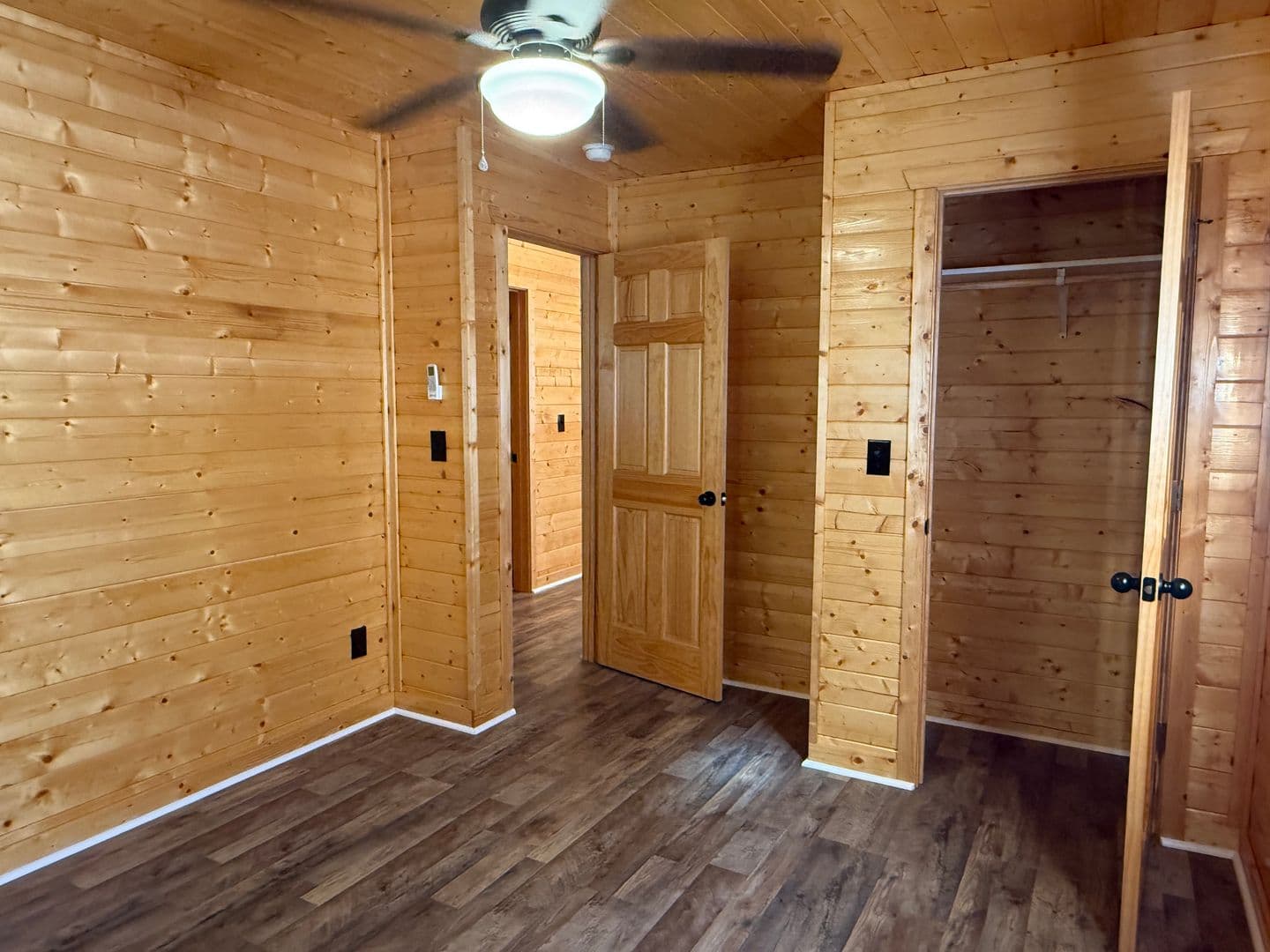 Erwin Apartment: Spar Mill Road