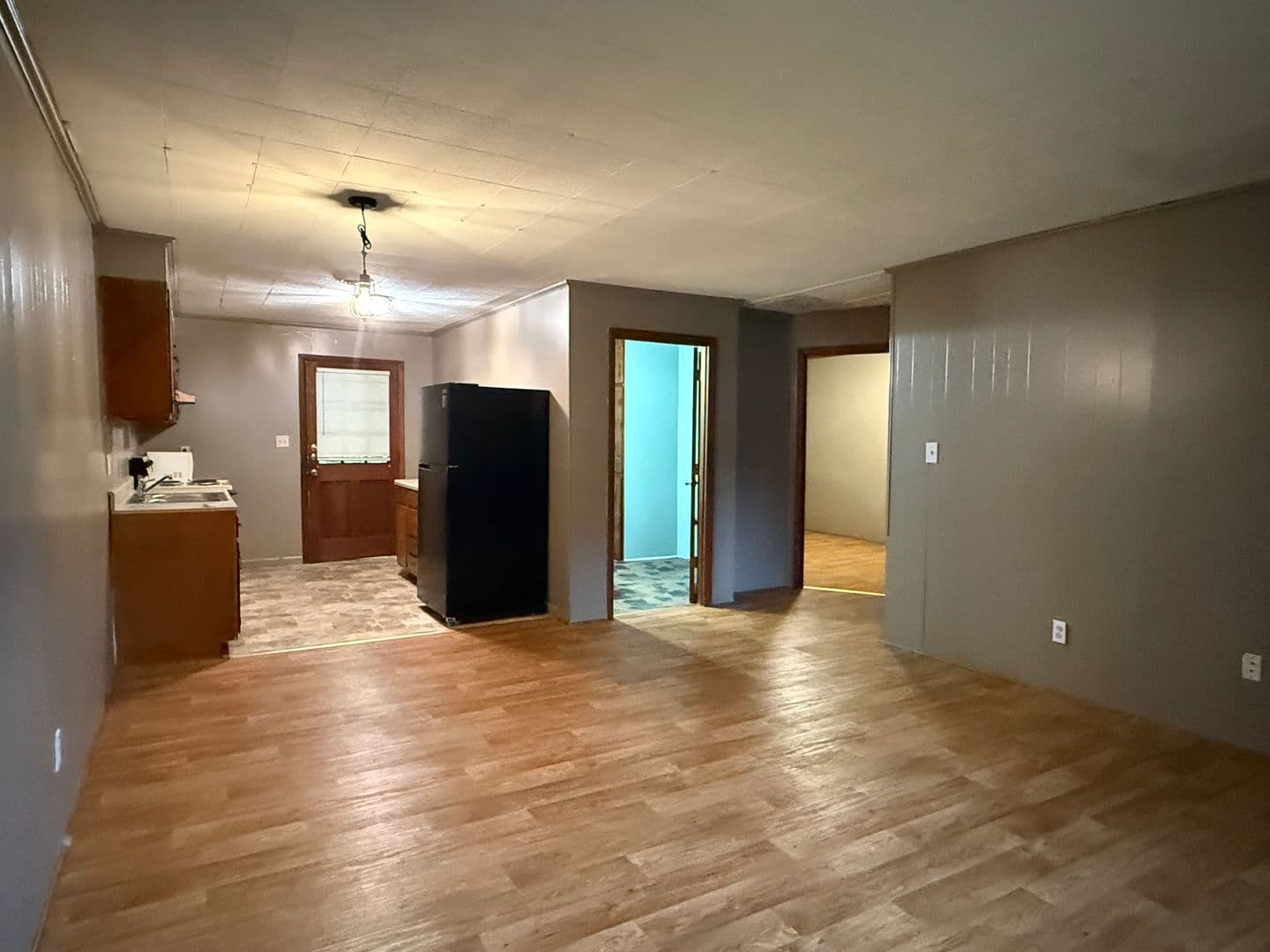 Johnson City Apartment: 2506 Elizabethton Highway