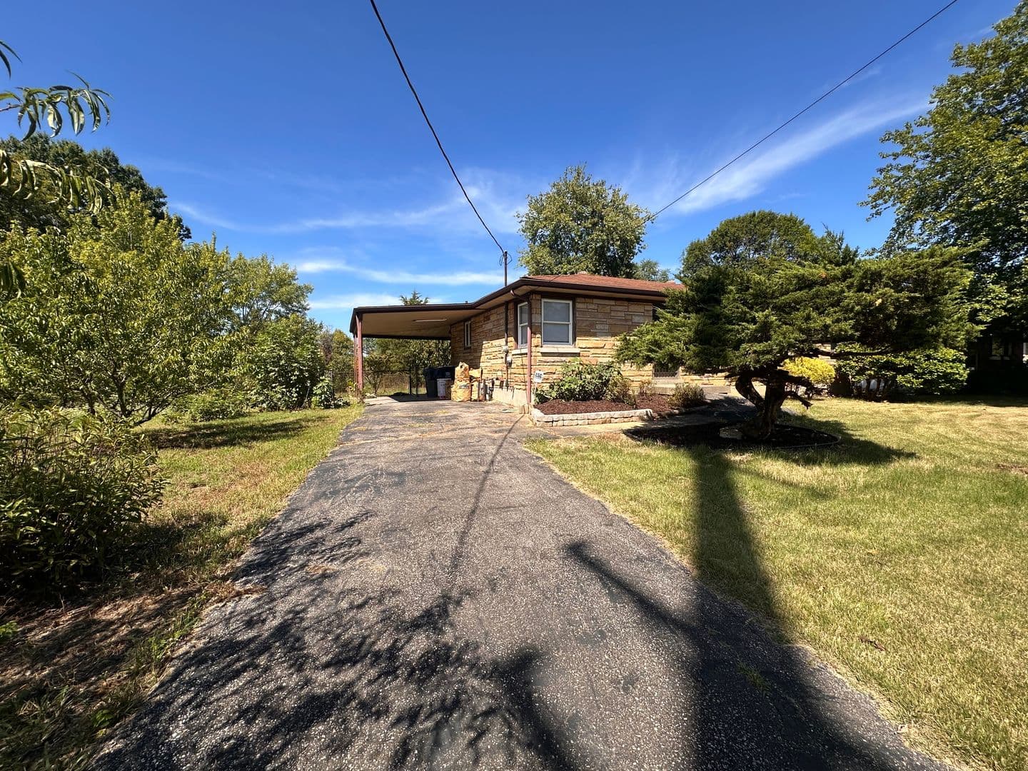 Louisville House: 4806 Imperial Terrace