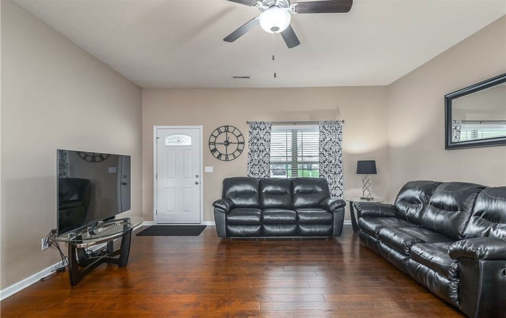 Jeffersonville House: 1979 Ramsey Way