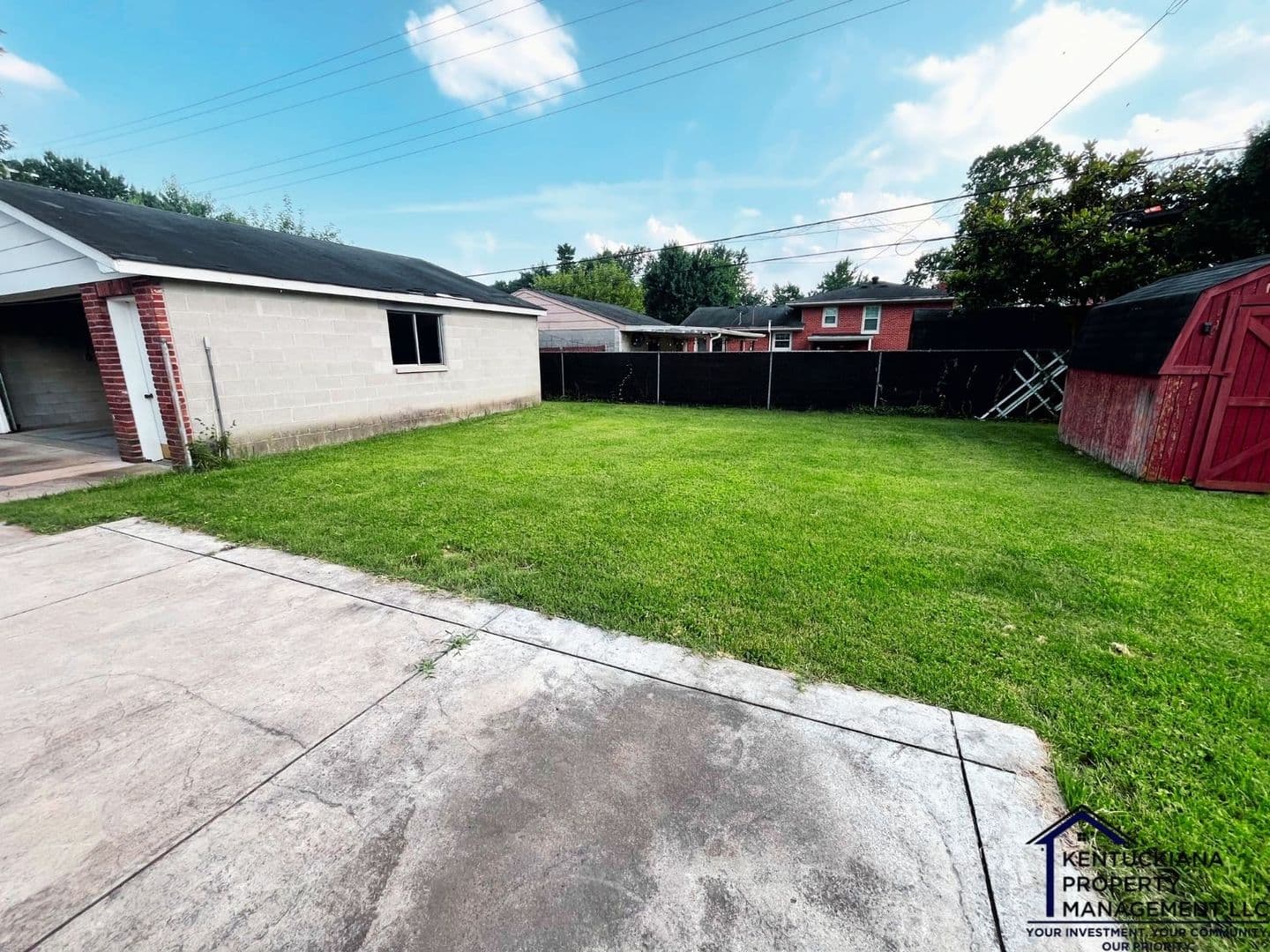 Louisville House: 9400 Habersham Dr