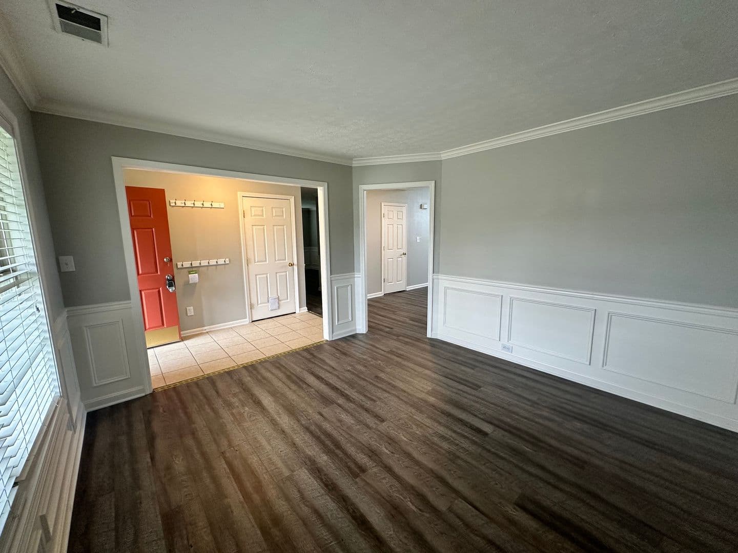 Prospect House: 9215 Eminence Court