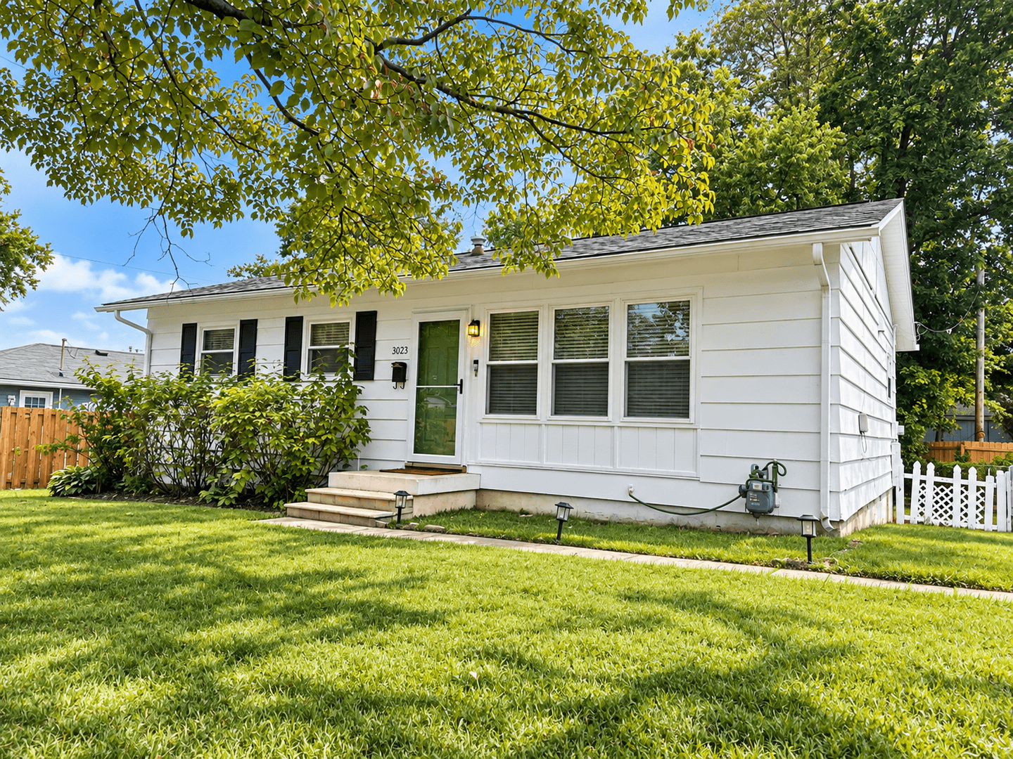 Louisville House: 3023 Lynnwood Way