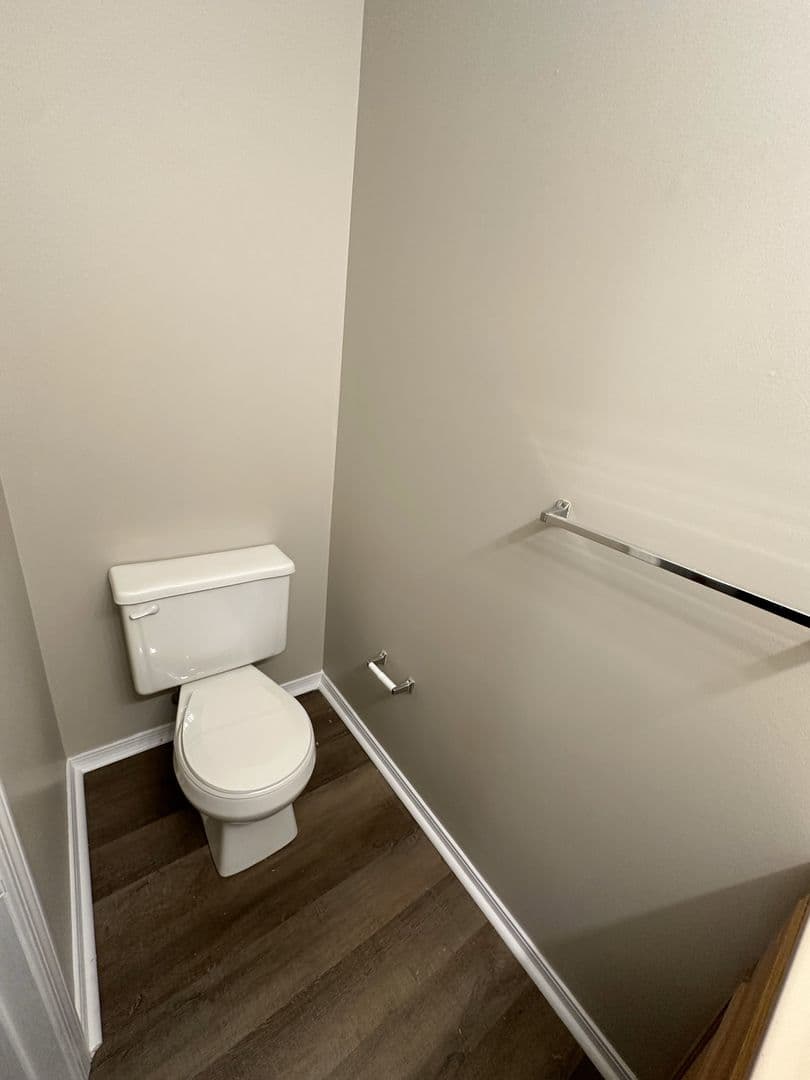 Louisville Apartment: 365 Prairie Drive