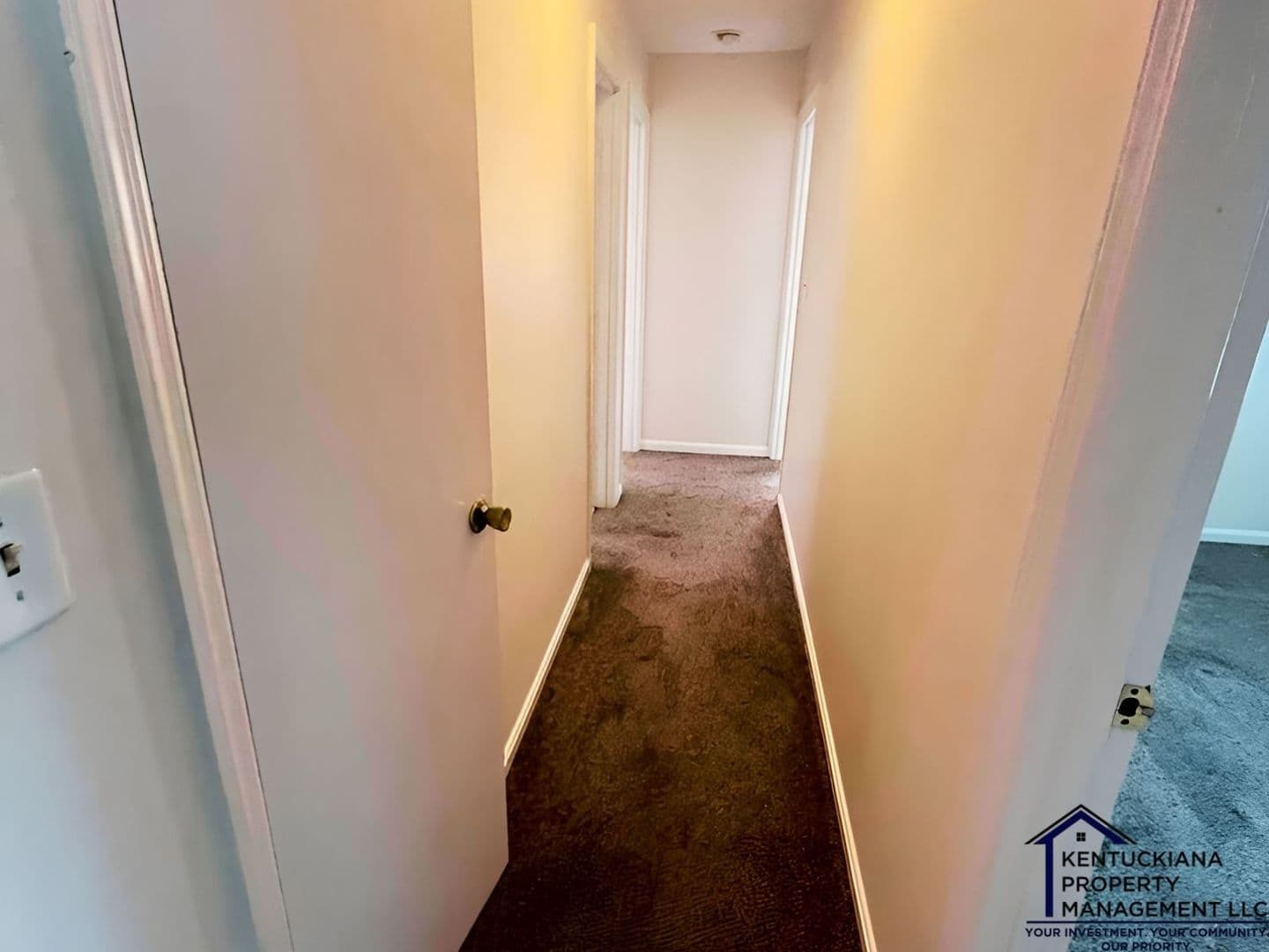 Louisville House: 9400 Habersham Dr