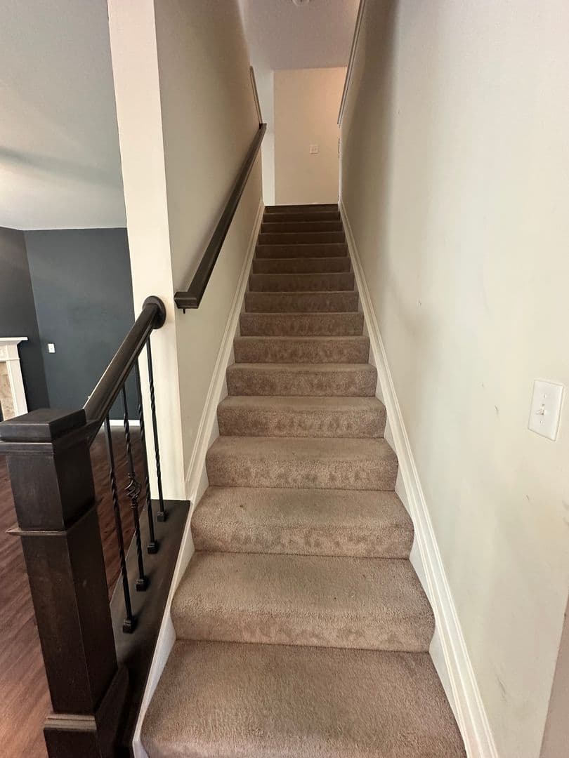 Louisvile House: 11812 Beacon Ct