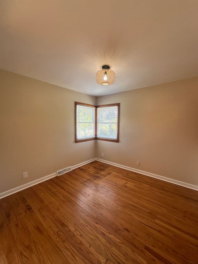 Louisville House: 4806 Imperial Terrace
