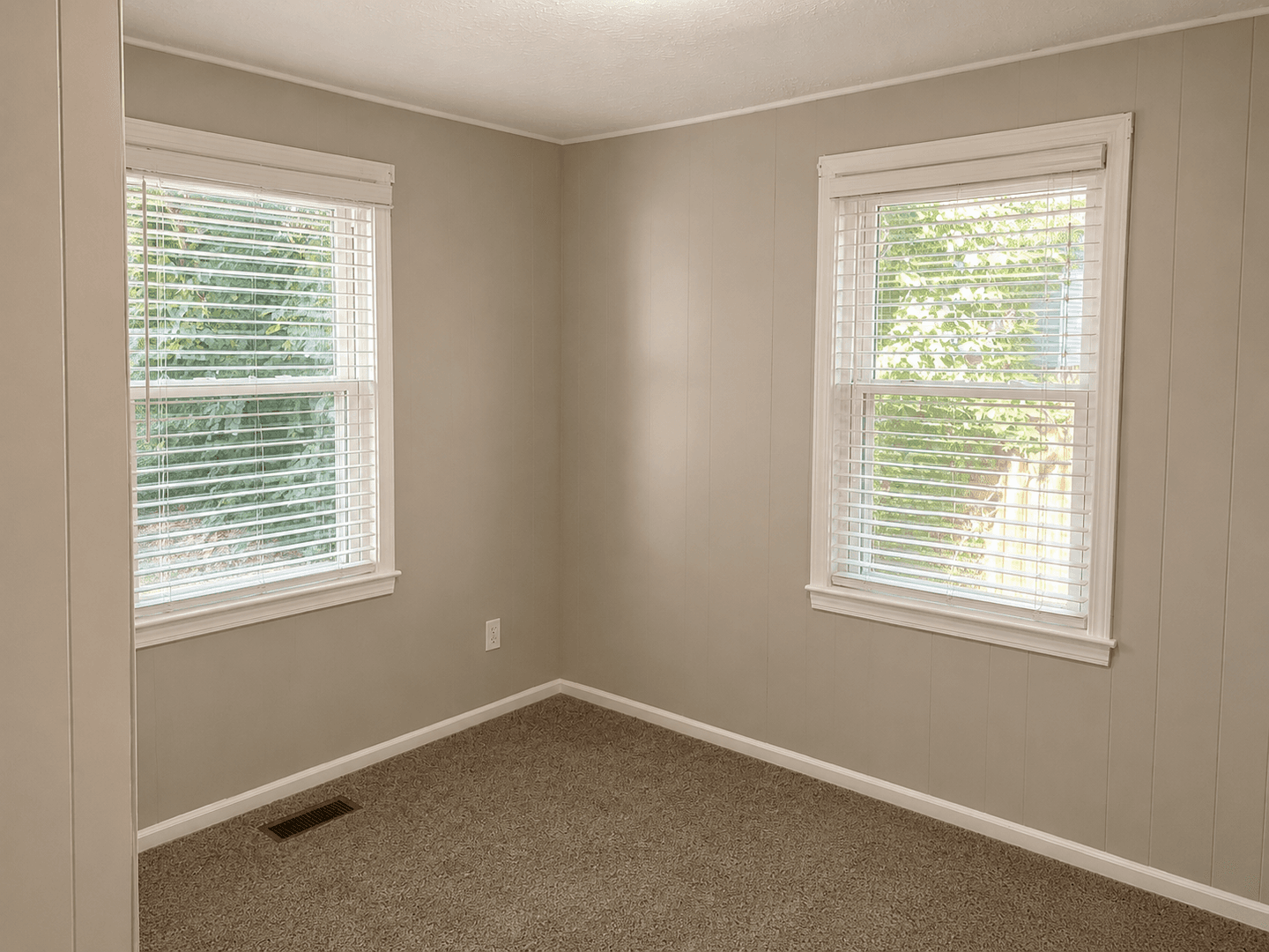 Louisville House: 4308 Trinity Circle