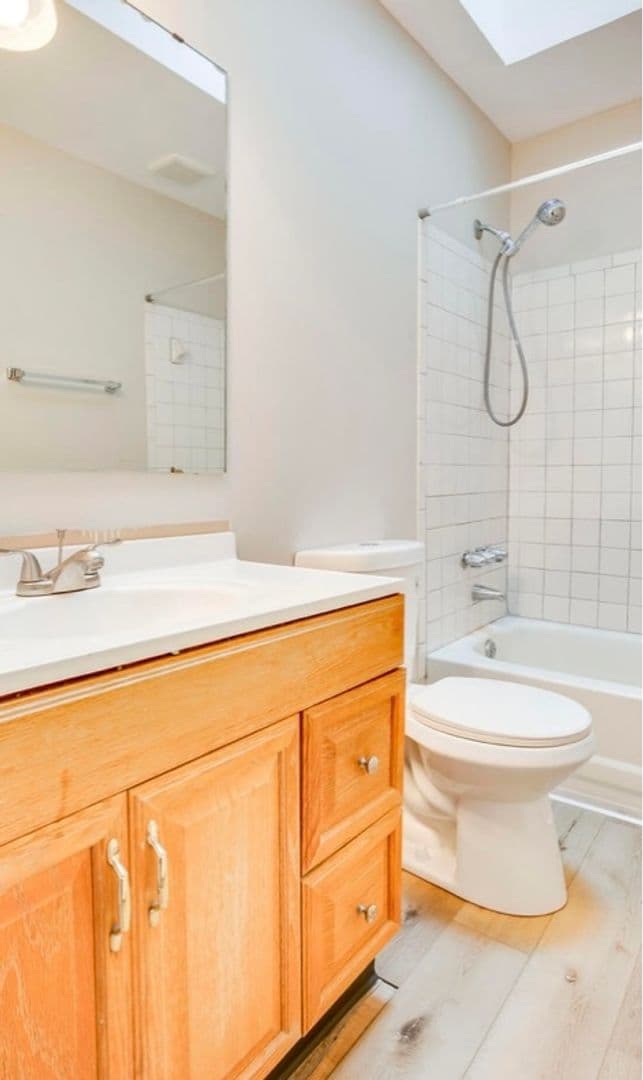 Louisville House: 814 Franklin Street