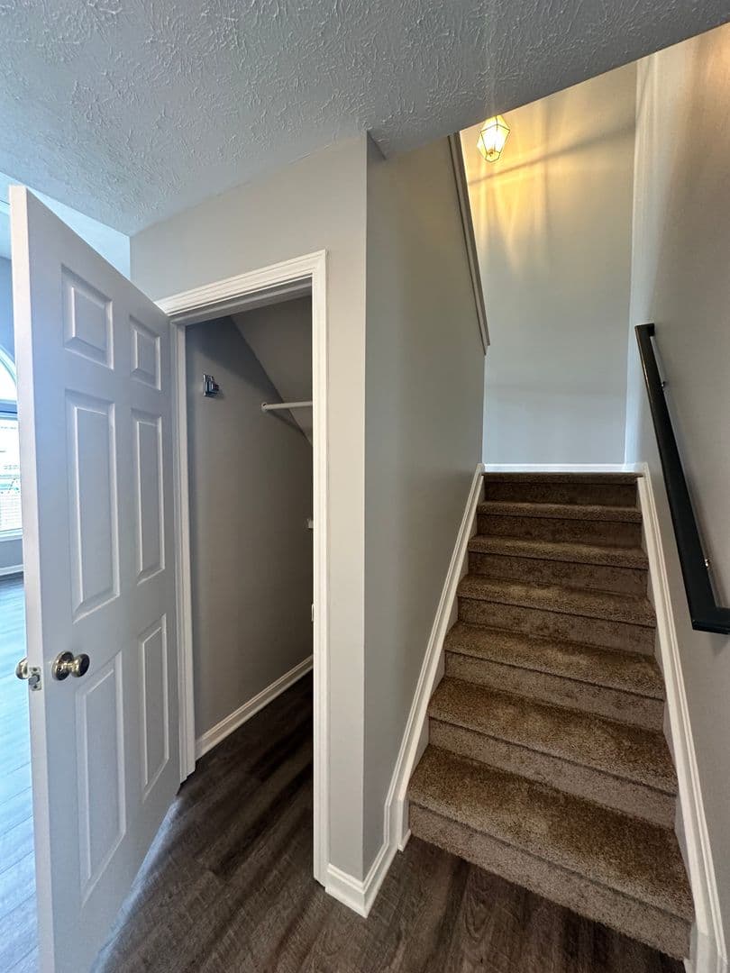 Prospect House: 9215 Eminence Court