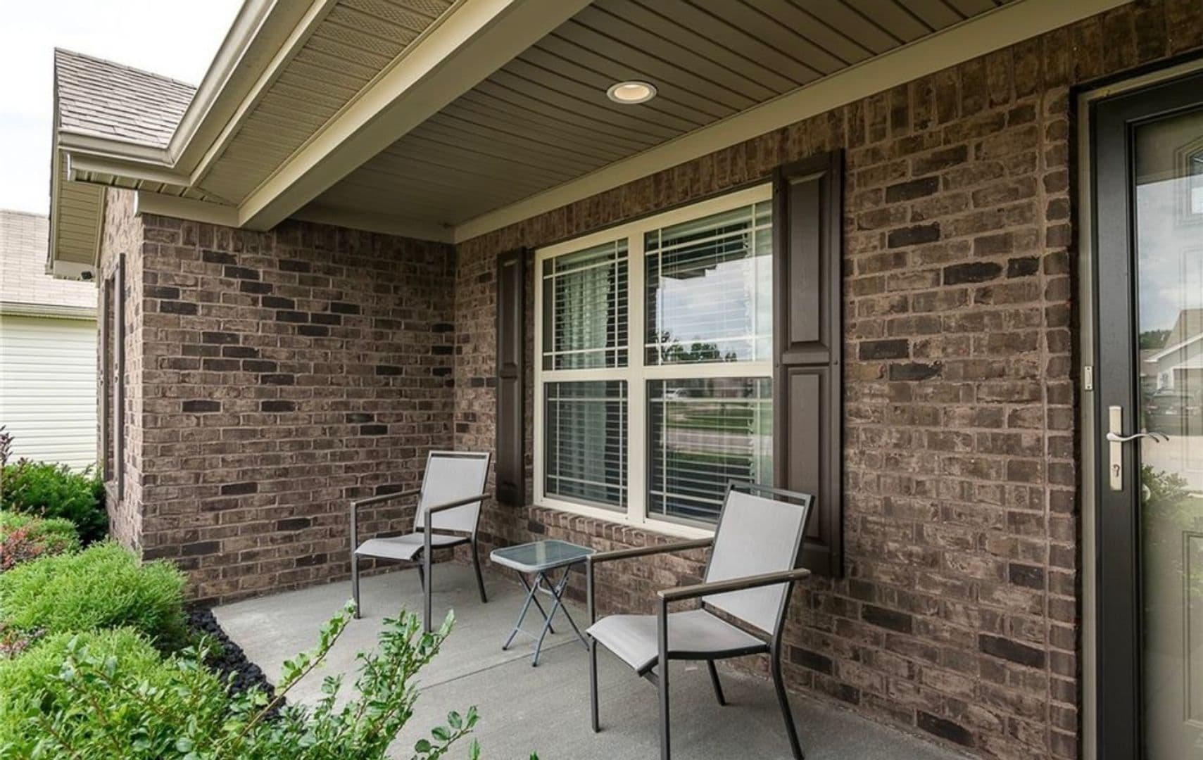 Jeffersonville House: 1979 Ramsey Way