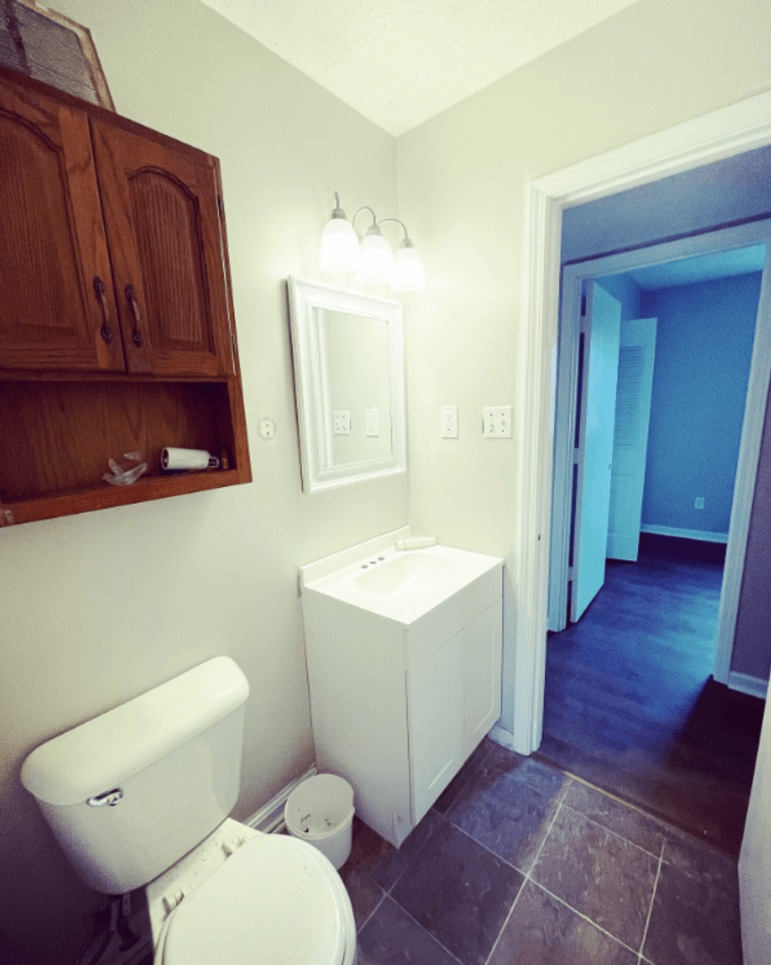 Louisville House: 9400 Moonridge Place
