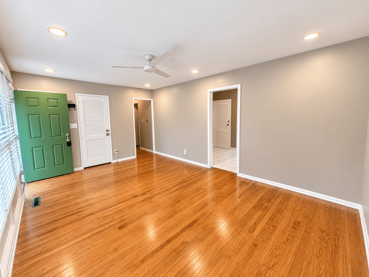 Louisville House: 3023 Lynnwood Way
