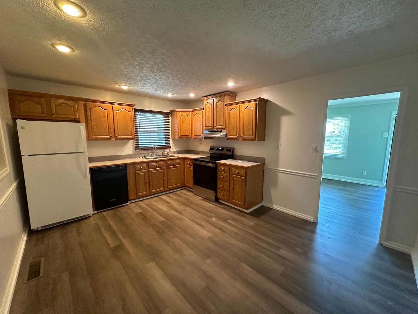 Louisville House: 1413 Mark Trail Road