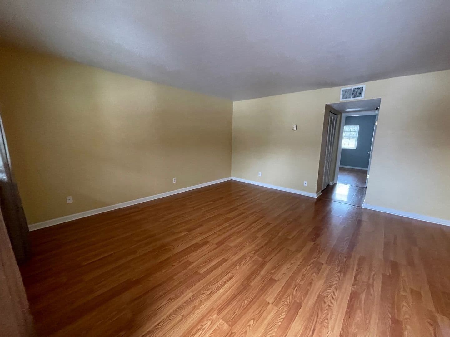 Louisville Condo: 221 North Clifton Avenue