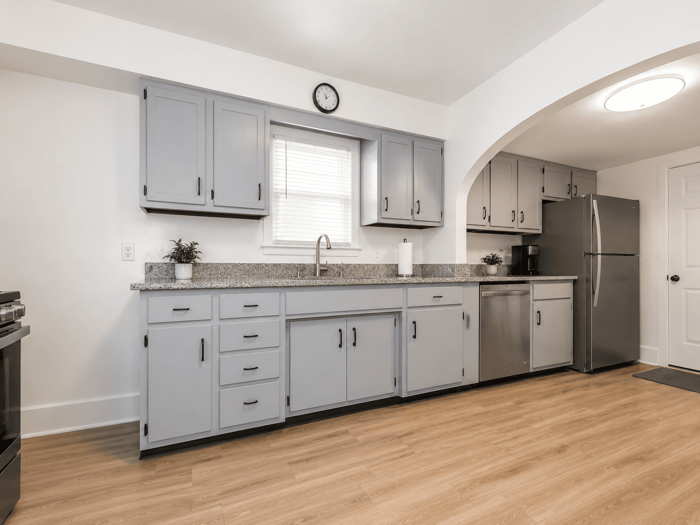 Louisville House: 433 Atwood St