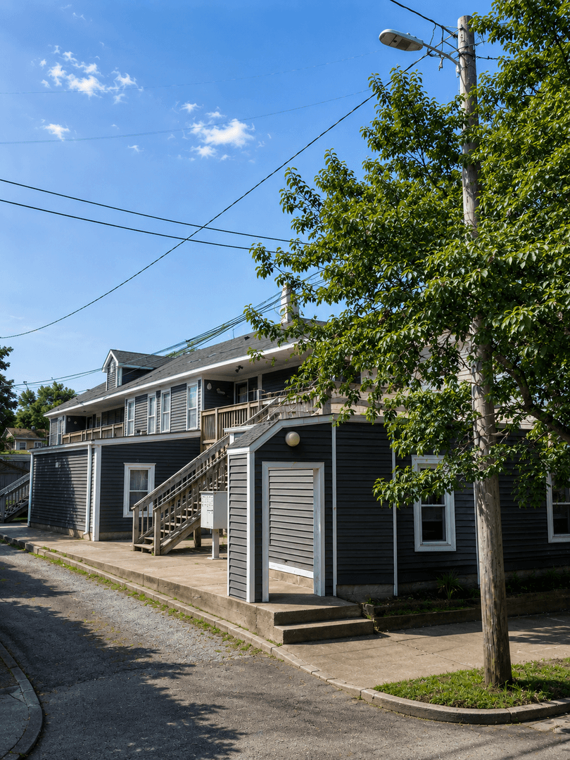 Louisville Apartment: 215 E Ormsby Ave