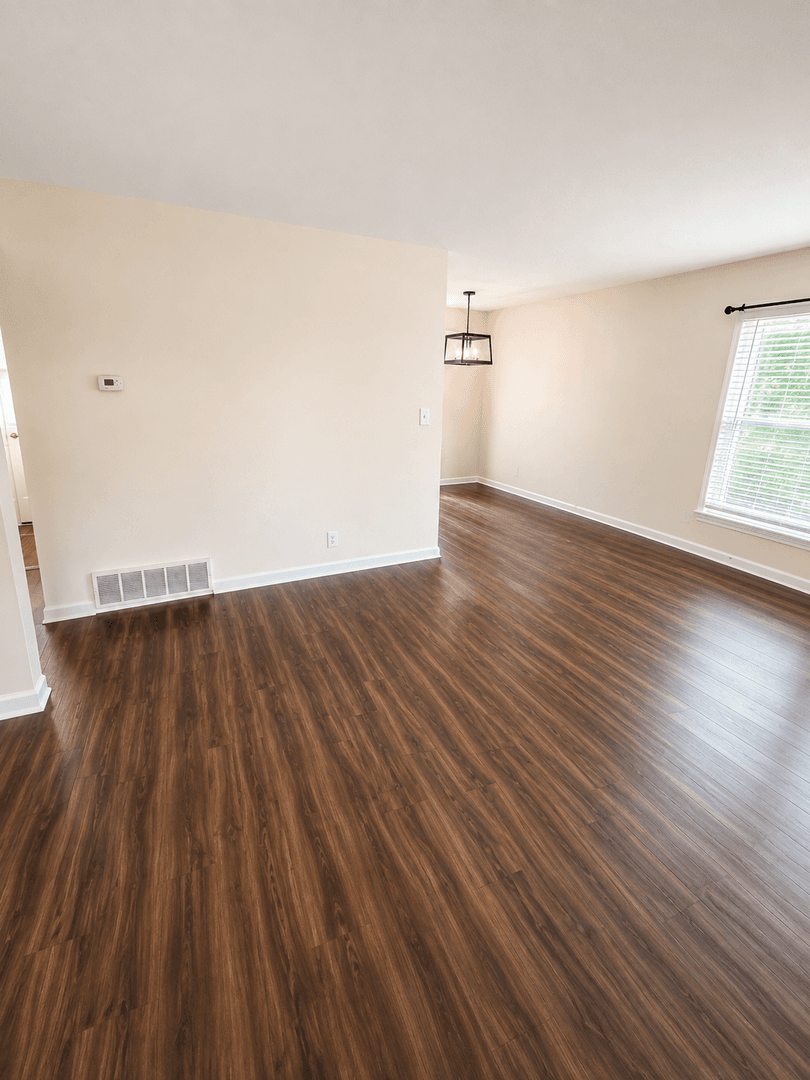 Louisville Apartment: 2100 Murray Ave Apt 8