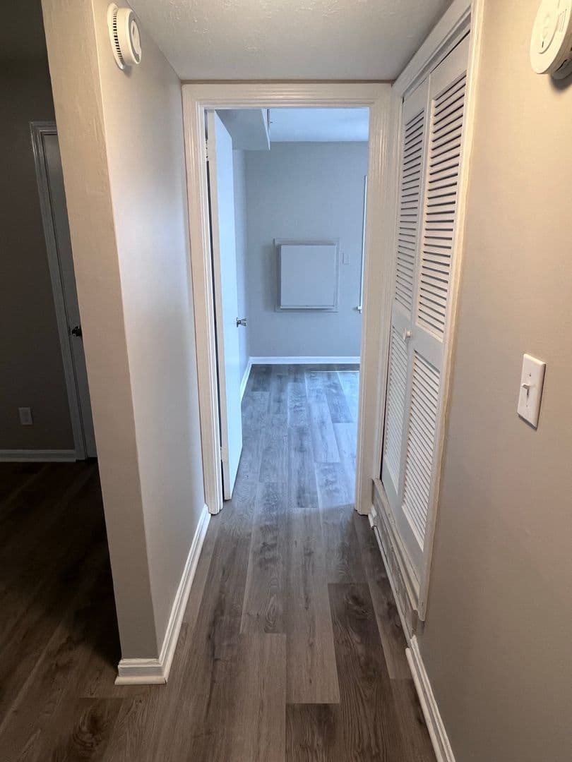 Louisville Apartment: 2012 Terril Lane