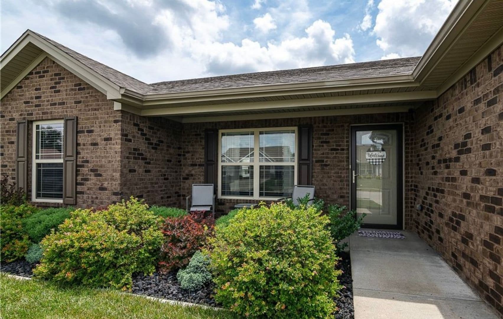 Jeffersonville House: 1979 Ramsey Way