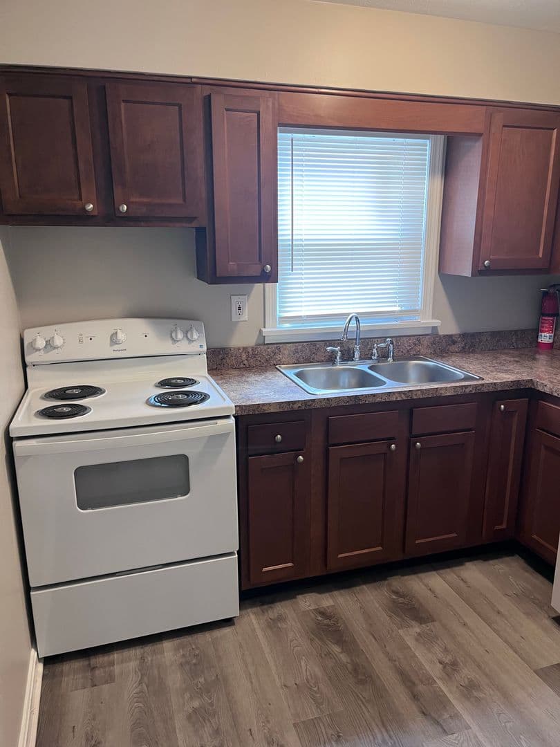 Louisville Apartment: 2012 Terril Lane