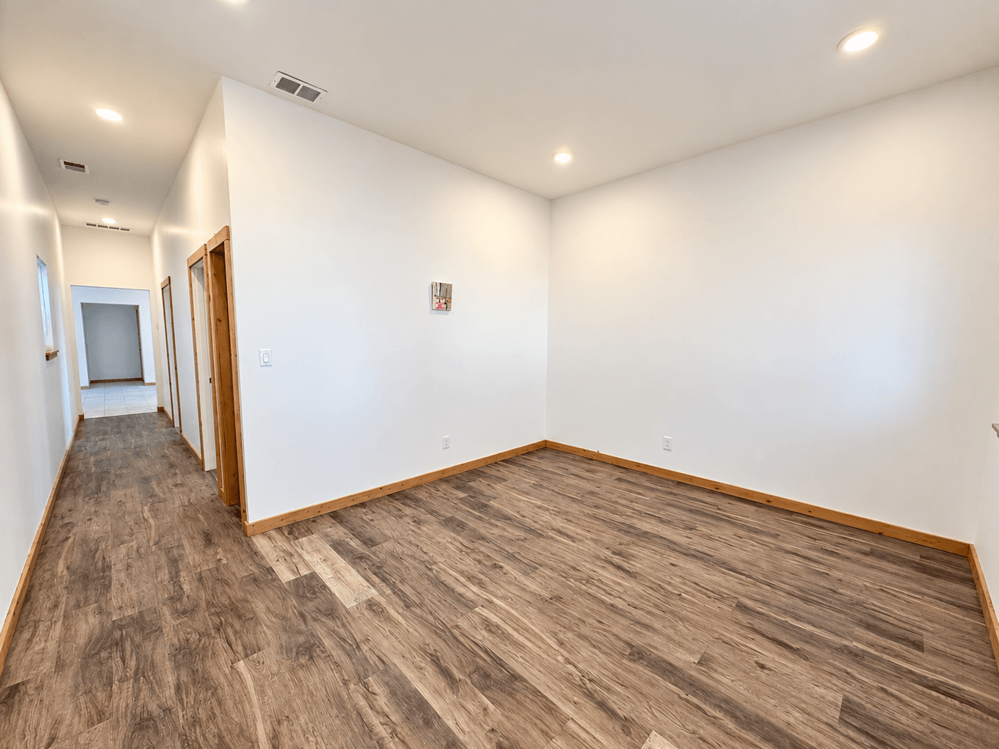 Louisville House: 2550 Saint Cecilia St