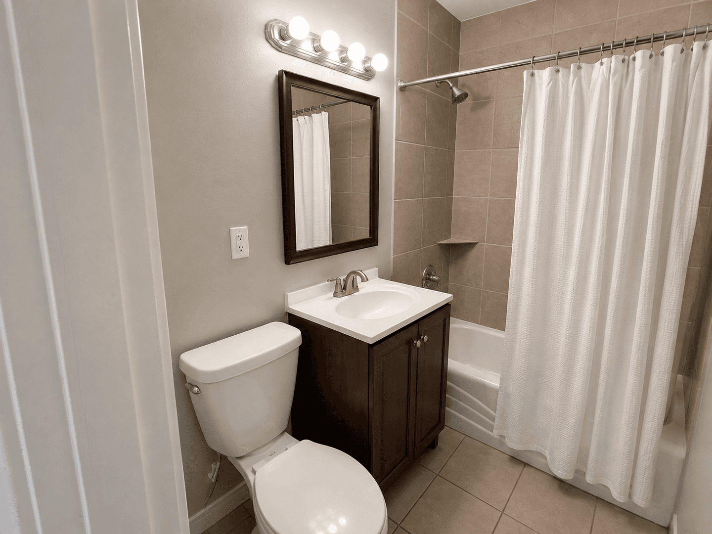 Louisville House: 4308 Trinity Circle