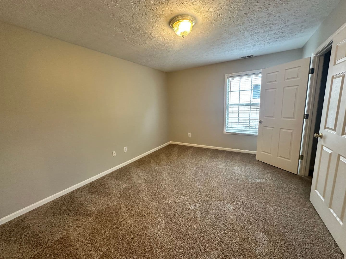 Prospect House: 9215 Eminence Court