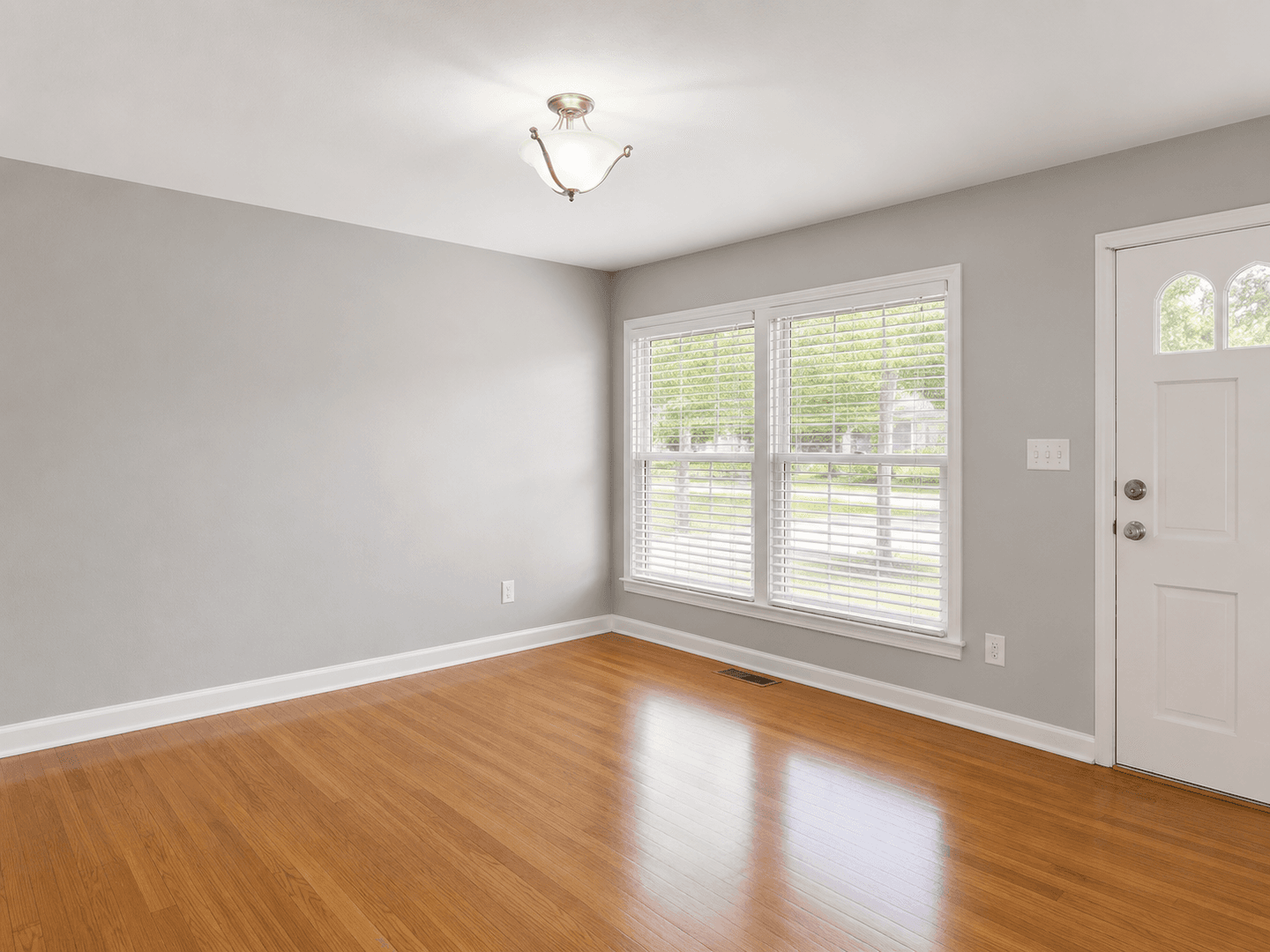 Louisville House: 701 Marengo Dr