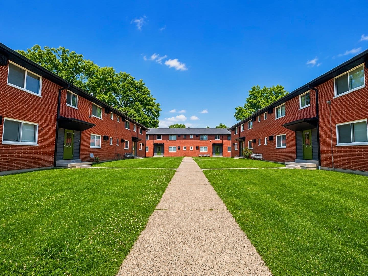 Jeffersonville Apartment: 820 French Street