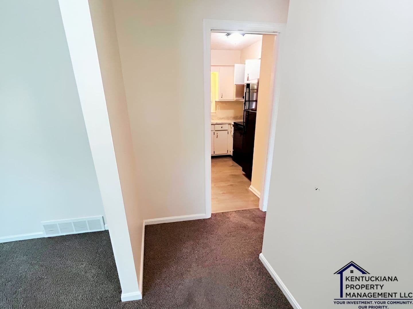 Louisville House: 9400 Habersham Dr