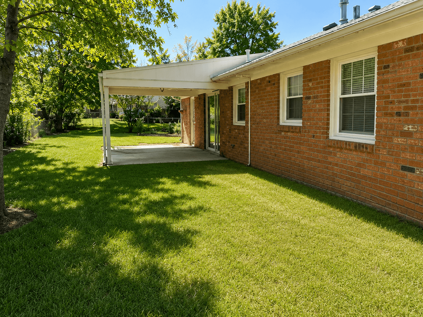 Louisville House: 701 Marengo Dr