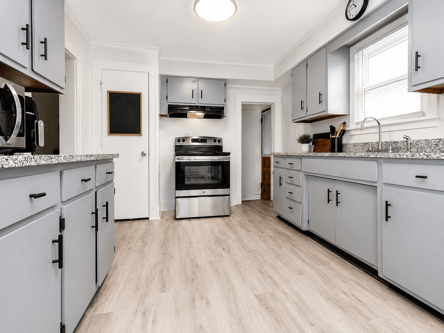 Louisville House: 433 Atwood St