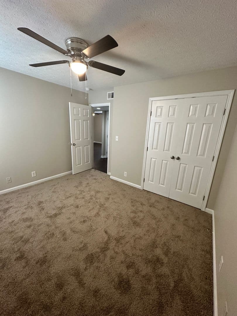 Louisville Apartment: 10012 Michaele Ln
