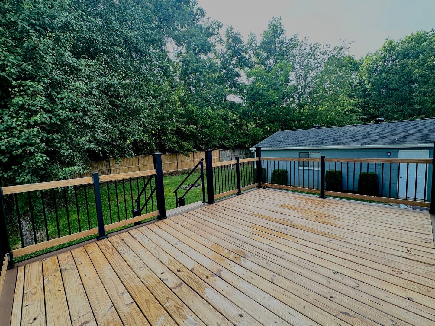 Louisville House: 1416 Hagen Road