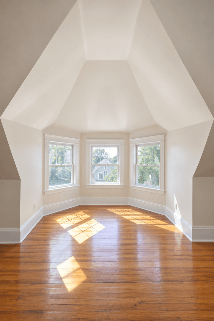 Louisville Apartment: 2063 Sherwood Ave